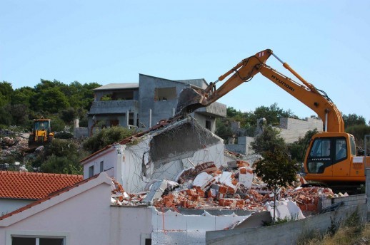 U opštini Ulcinj zatvorena četiri gradilišta