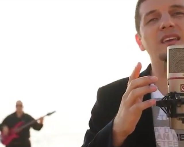 Blerim Marshiqi vjen me klip të ri – ” E shtrenjta nane”