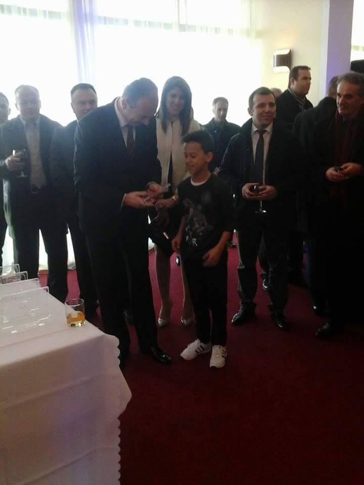 Ermir Kurti shpallet sportisti me prespektiv i vitit 2014 ne Ulqin