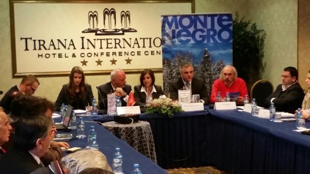 Hajdinaga: Turistët nga Shqipëria në Mal të Zi si në shtëpi