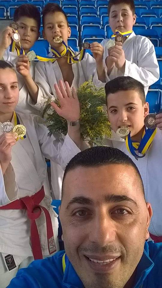 Karate klub Rei sjell në Ulqin 9 medalje ari, 2 argjendi dhe 2 bronzi