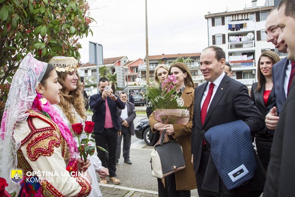 Presidenti i Shqipërisë Bujar Nishani  viziton Ulqinin + Foto + Video