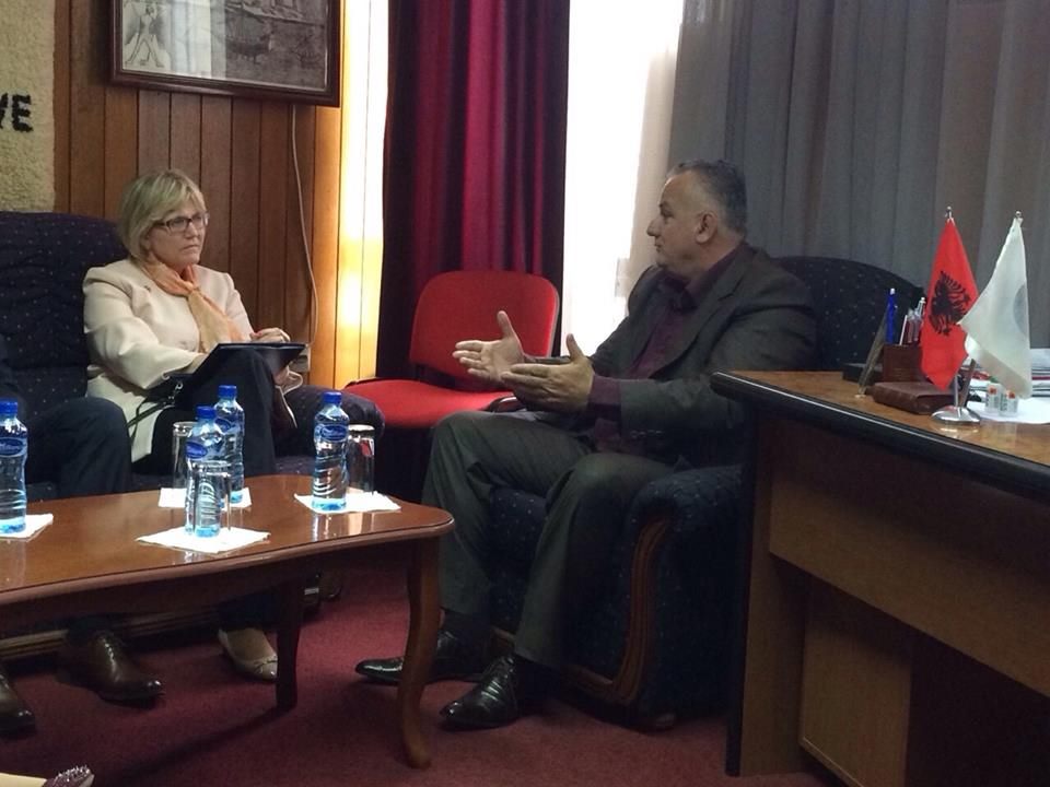 M. Zenka takohet me Ambasadoren e SHBA-së-Ulqin-2