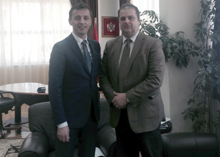 Nimanbegu u takua me Ministrin e Arsimit të Malit të Zi  z. Predrag Boshkoviq