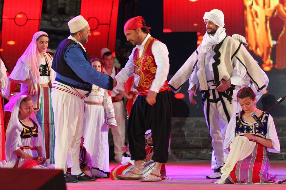 Festivali i Gjirokastrës-Ulqini-prezent-1