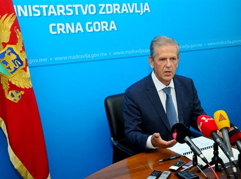 Ministri i Shëndetesisë Prof. dr Budimir Shegrt viziton Ulqinin