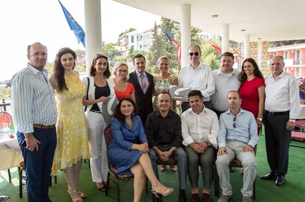 Në hotel Mediteran Ulqin është prezantuar projekti “Histori suksesi shqiptaro – amerikane