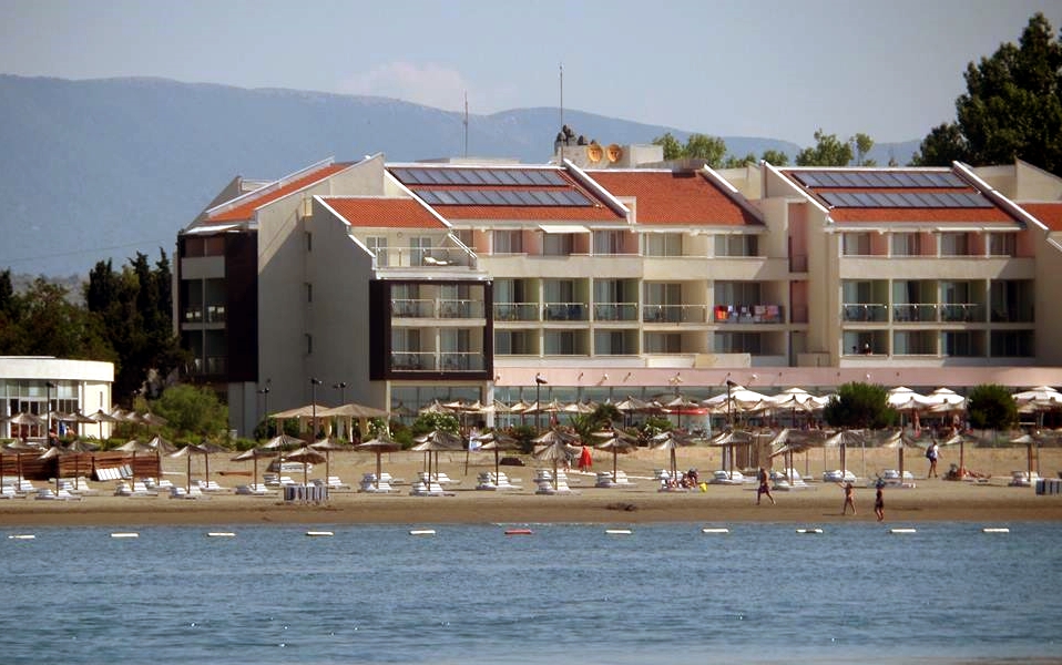 Turistički poslenici  Ulcinja nisu zadovoljni početkom sezone