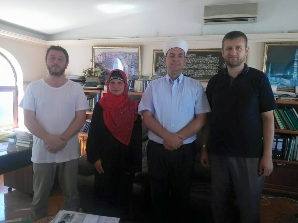 Shtetasja nga Serbia pranoi islamin ne Ulqin