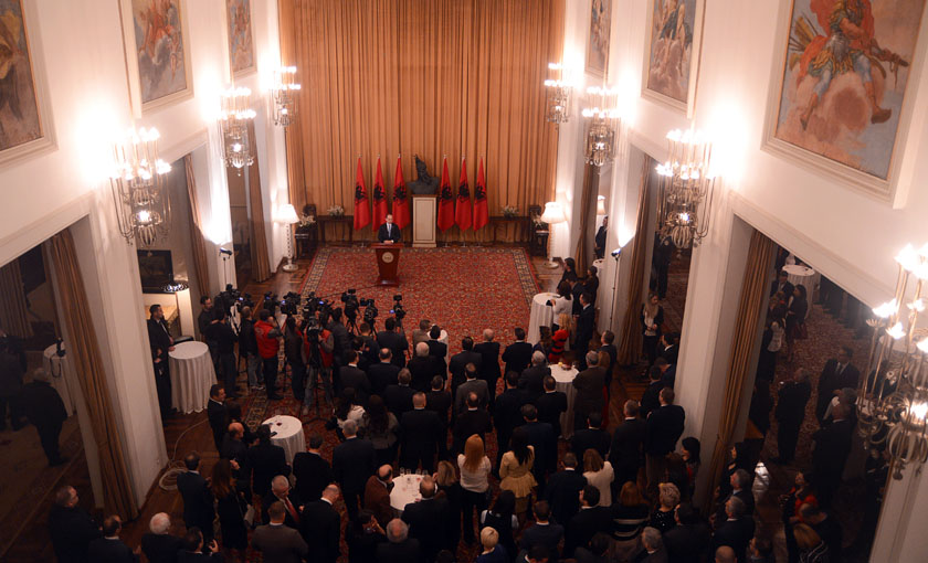 Bujar-Nishani-Mediat-Mali-Zi-2
