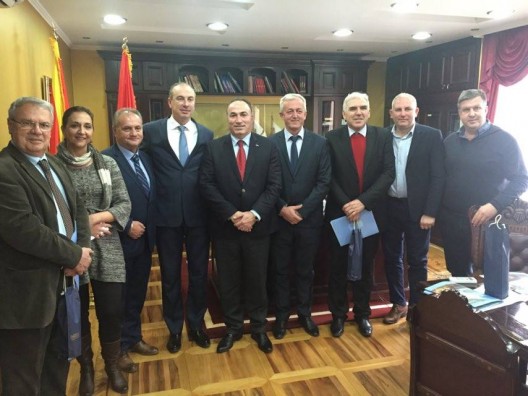 albinfo.ch: Ulqini ua hap dyert bizneseve nga Kosova e diaspora