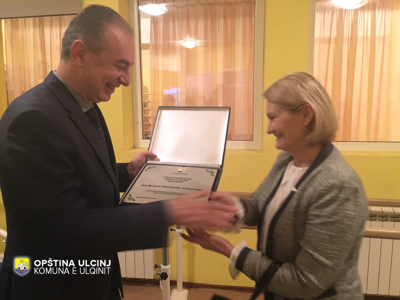 Ambasadorja Poloneze dhuroi donacion Qendrës ditore për fëmijë “Sirena” në Ulqin
