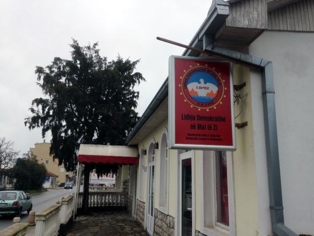 Sulmohet zyra e LD në MZ-së në Ulqin - Mehmet-Bardhi-Ulqin-2
