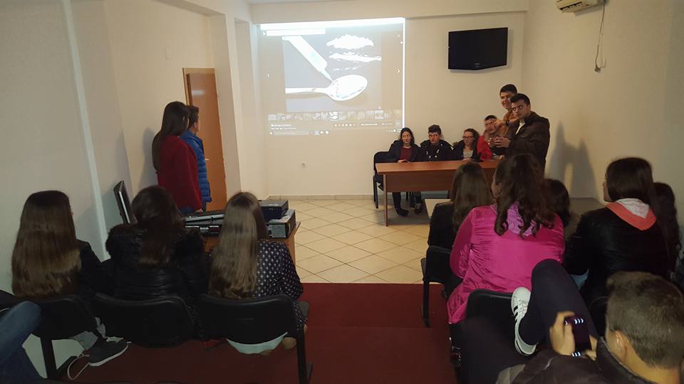 OJQ “Horizonti i ri”: Rinia e dhënë pas drgoës, Edukatorët e rinj në veprim