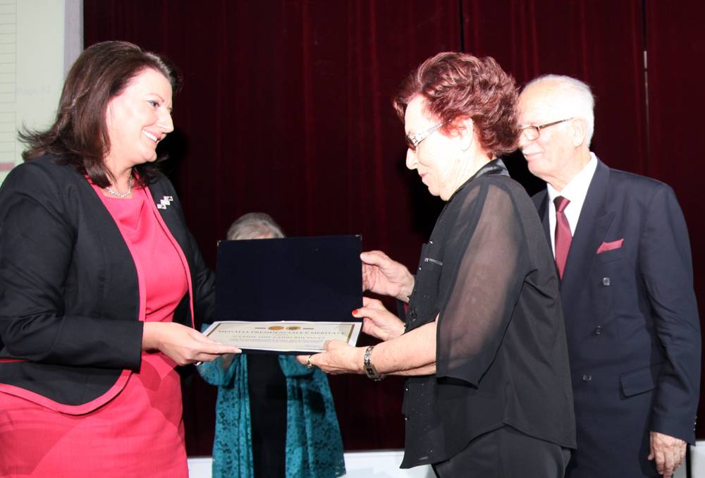 Presidentja Jahjaga nderoi Naxhije Alibegu Buçinca
