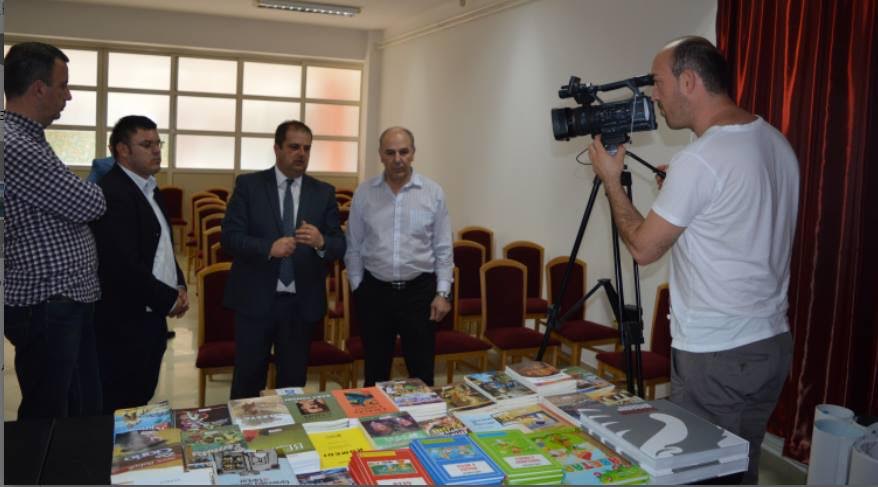 KKSH dhuroi libra për shkollat fillore në Malësi + Foto