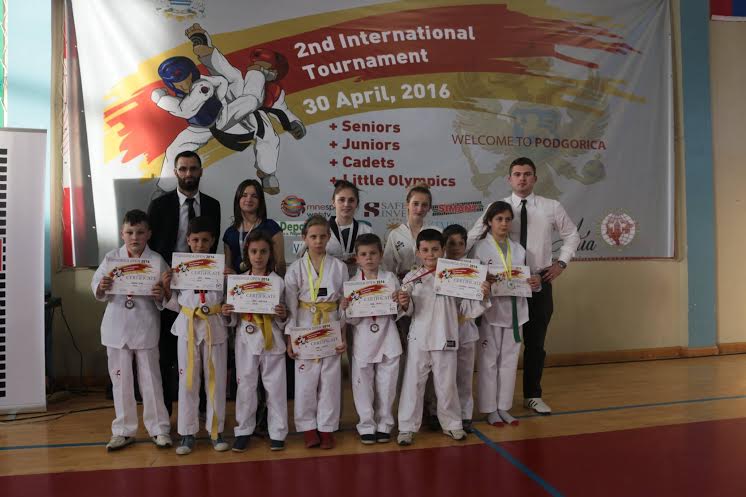 Klubi i Taekwondo-së Ulqini kthehet me 11 medalje nga Podgorica