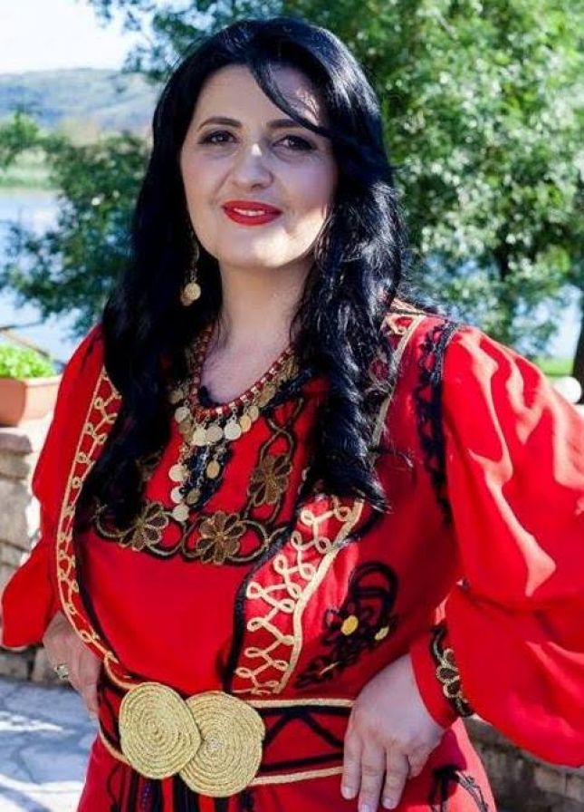 Flet Luljeta Avdiu-Cura, një shpirt plot me art e kulturë