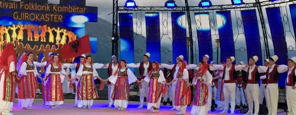 Ne-gjirokaster-Ana-Malit