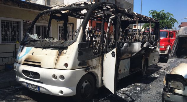 2 të vdekur në autobusin që mori flakë në Krujë, destinacion final ishte Ulqini