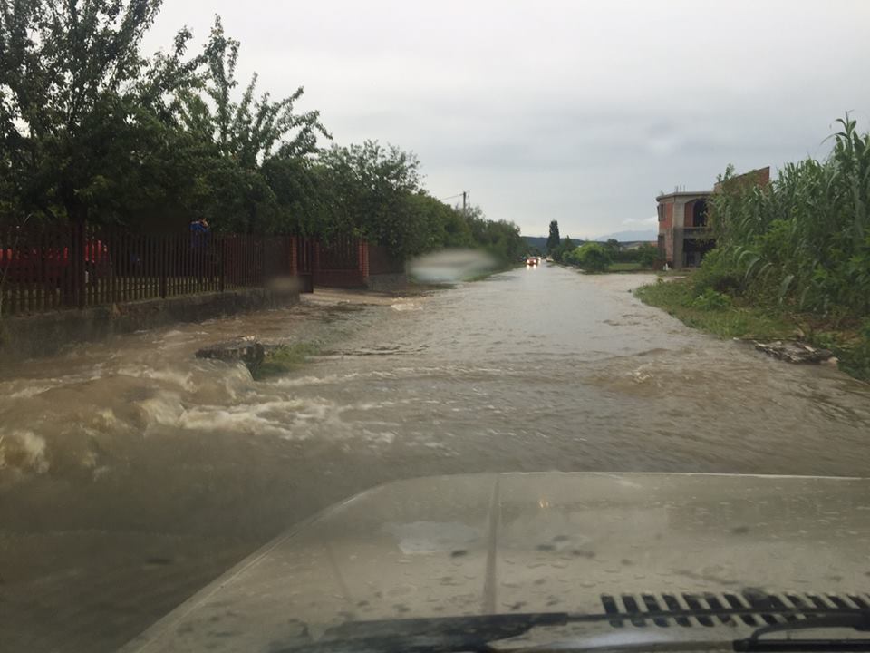 Gjendje emergjente në Ulqin, kërkohet ndihmë për të prekurit nga përmbytjet