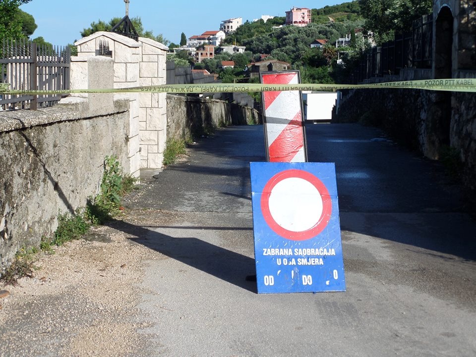 Nga reshjet e shiut, rëshqitje dherash ne Liman, bllokohet rruga