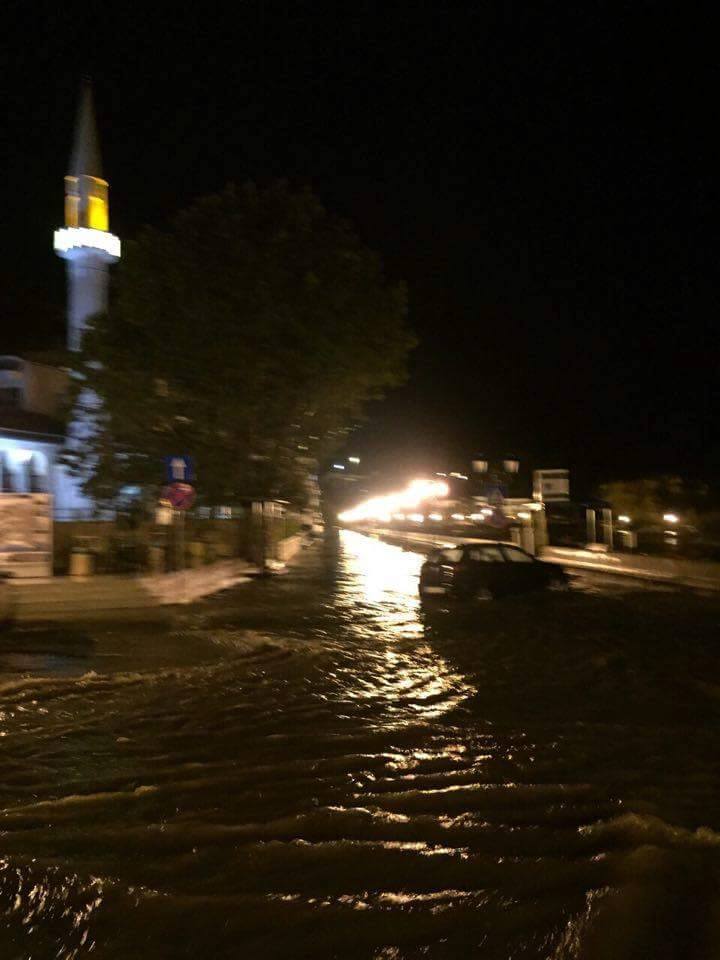 Reshjet e dendura të shiut, përmbytje në disa zona të Ulqinit