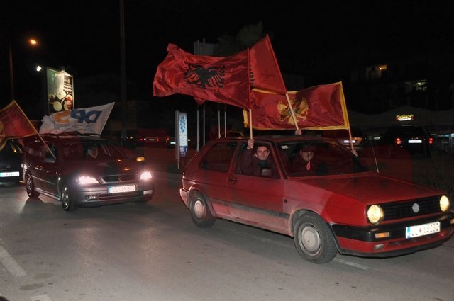 Zgjedhjet parlamentare në Mal të Zi në tetor 2016