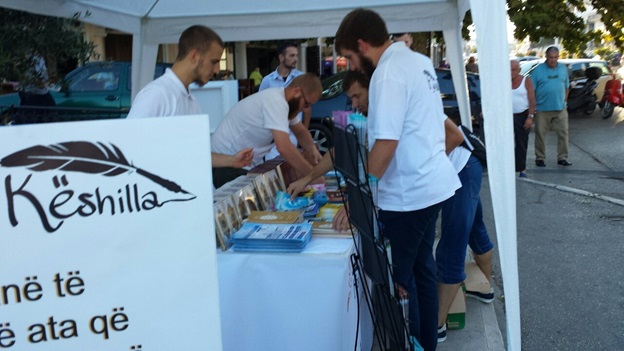 Nika: No Coment: Këshilla  dhe Cirkusi
