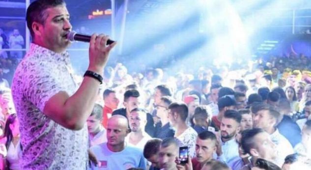 Pse nuk guxon Meda ti prek me dorë adhurueset?