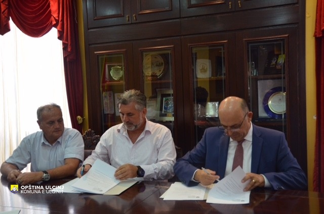 Komuna Ulqinit nënshkruan memorandumin e bashkëpunimit për ,, Parkun Publik ,, në qytezën e Katërkollës