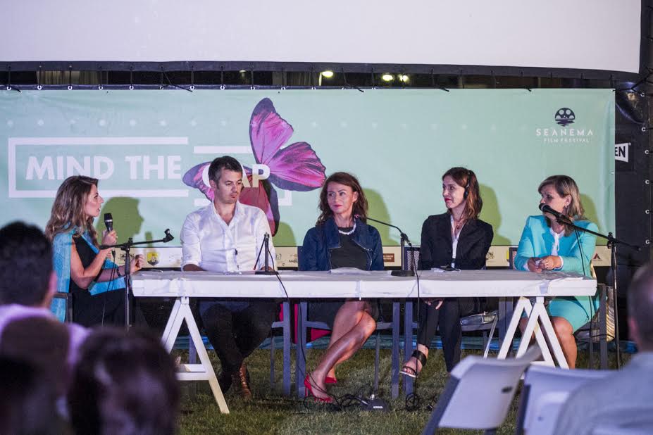 Nata e parë e festivalit Seanema-Ulqin-1
