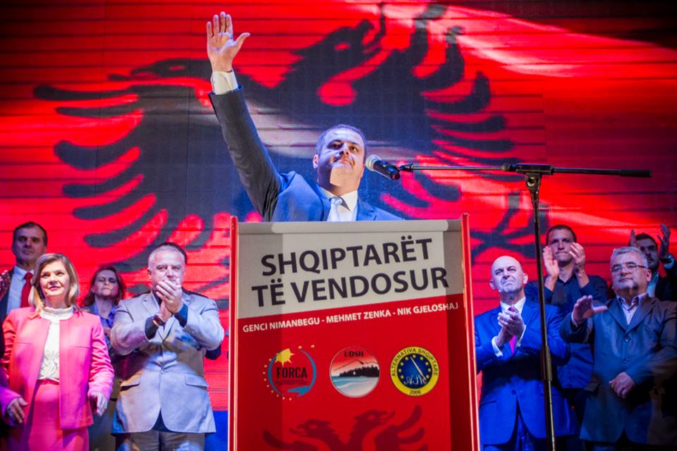 Nimanbegu: Ne zatvaramo ničija vrata