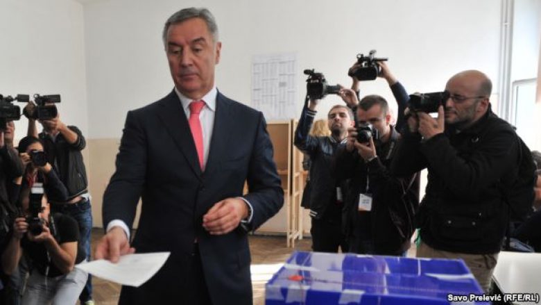 Shqiptarët ia mundësojnë fitoren Millo Gjukanoviqit
