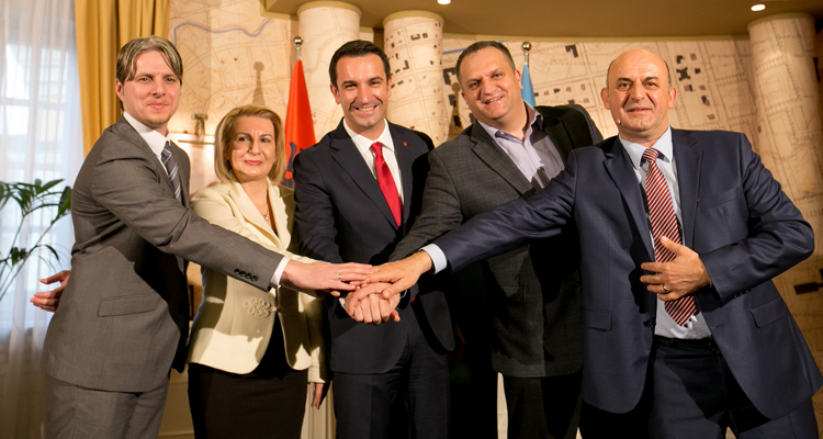 Tirana mbledh krerët e 5 qyteteve të shqiptarëve në rajon