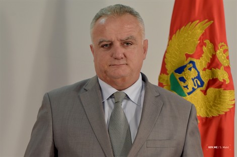 Ministri Zenka dhe Ljumoviq në marshin e LGBT-së në Podgoricë
