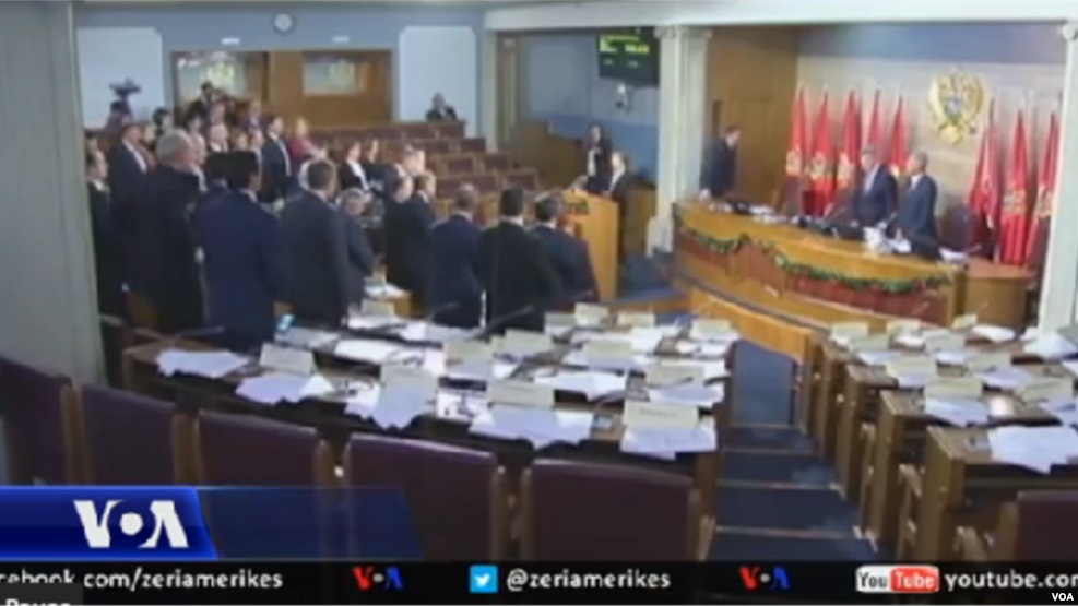 Shqiptarët në qeverinë e Malit të Zi – Video