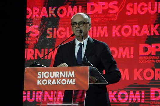 Shkrela: Për funksionarët publikë rrogat 8 për qind më të ulëta