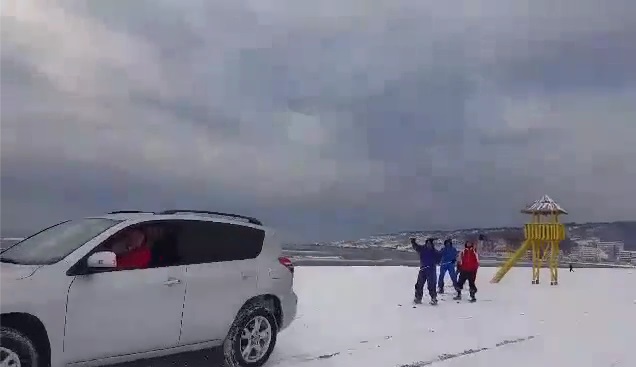 Skijim në plazhin e madh të Ulqinit