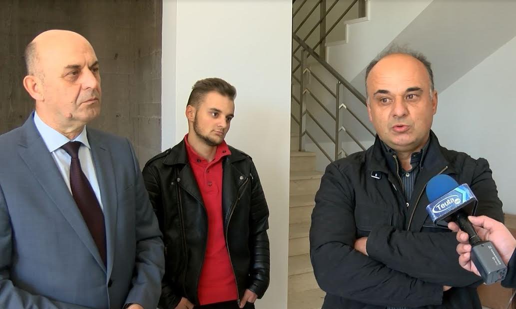 Kryetari Cungu me bashkëpunëtorë vizitoj kantierët e ndërtimit të investitorëve Lajka dhe Franca në Fushë Ulqin