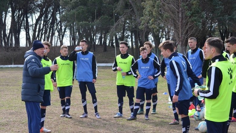 Përfaqësuesja e Kosovës U-19 po vazhdon me punë intensive në Ulqin – Video