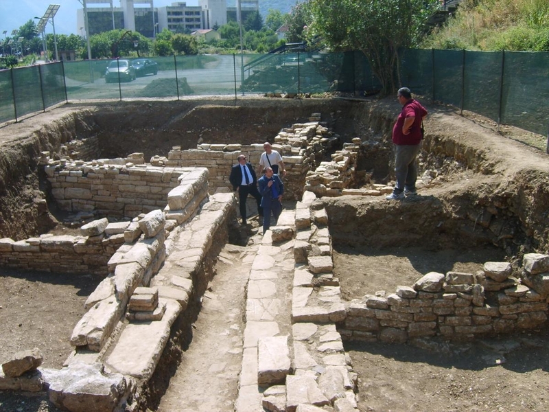 Arkeologët: Gjetëm gjurmë nga pallatet mbretërore të Agronit e Teutës në Risan – Video