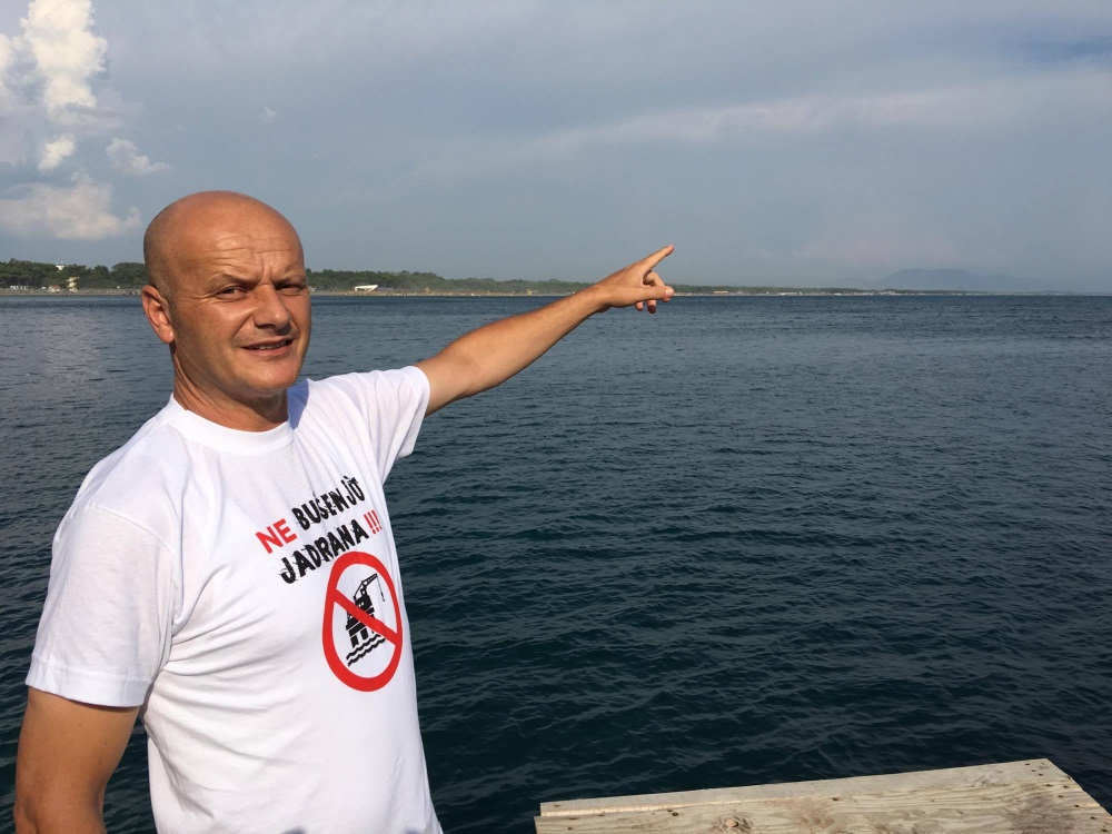 M.Canka: GRADJANE ULCINJA NIKO NISTA NE PITA