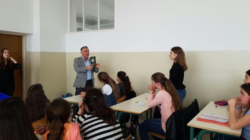 Takim me poetin Hajredin Kovacin-3