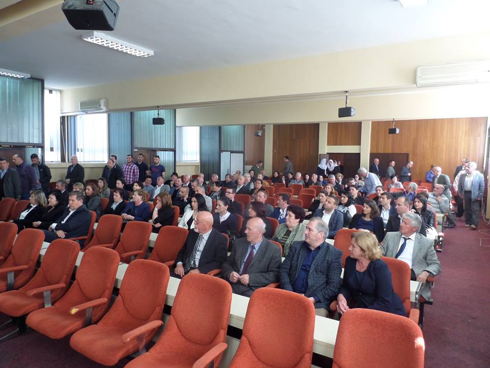 U mbajtë orë përkujtimore me rastin e vdekjes së profesoreshës Diana Rexhës