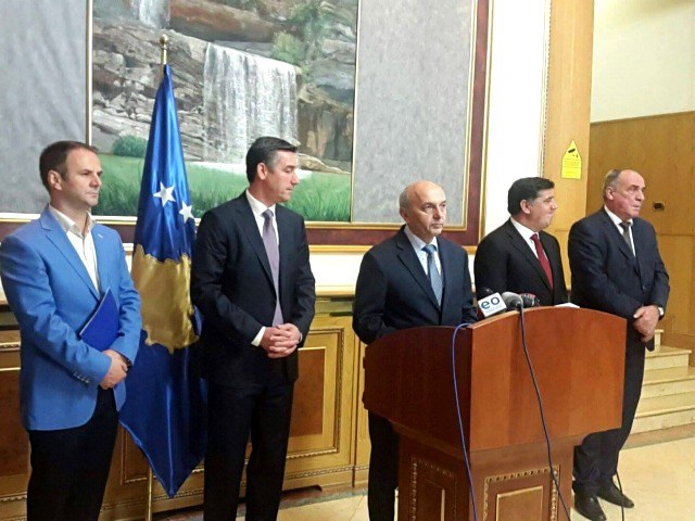 Prishet koalicioni PDK-LDK, zgjedhjet me 11 qershor