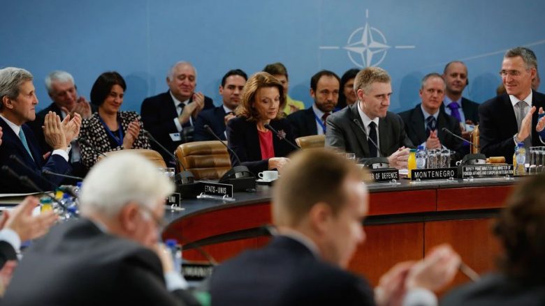 Mali i Zi bëhet anëtari i 29-të i NATO-s