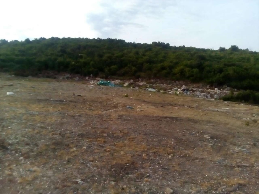 Banorët e Kruçit në hall me mbeturinat, hidhërohen me komunën