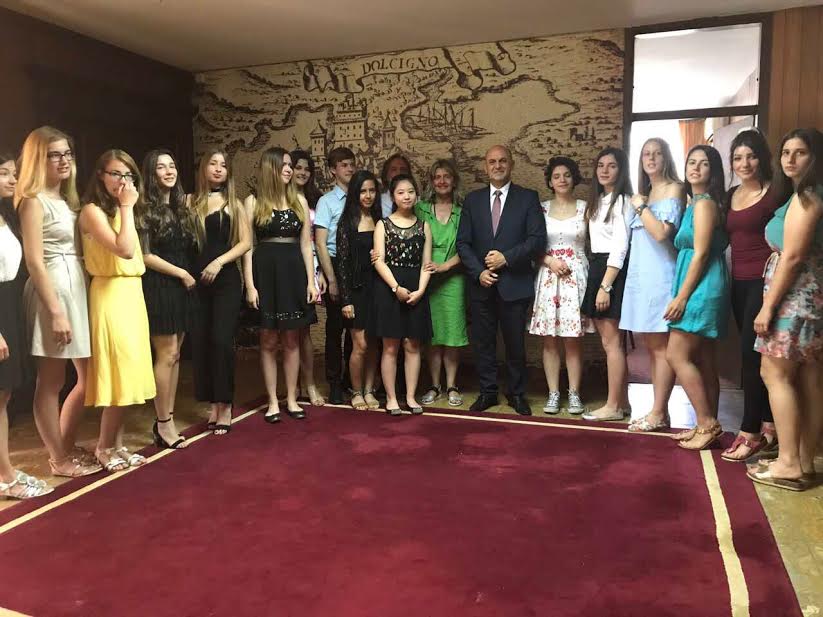 Nxënësit nga Distrikti 23 i Vjenës po qëndrojnë për vizitë në qytetin tonë