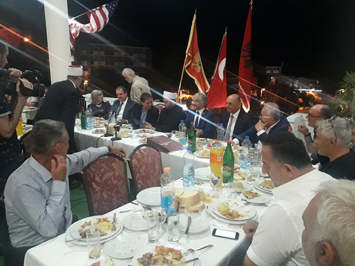 Shoqata ISKED nga Turqia dhe BI-Ulqinit, shtrojnë iftar madhështor